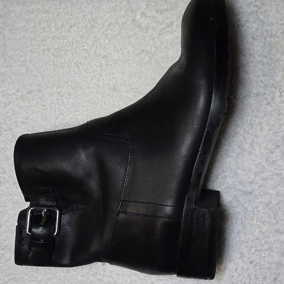 Gap Leather Black Buckle Moto Boots Size 6 Women's - Picture 2 of 9